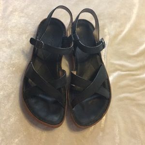 Bogs Leather Sandals